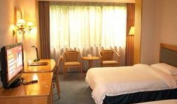 深圳小旅馆爆料事件最新,揭开行业隐秘面纱，事件最新进展揭秘